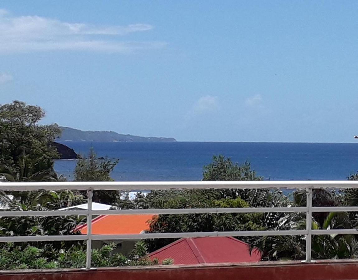 Appartement Colibri De La Baie De Tartane ลา ทรินิเต ภายนอก รูปภาพ