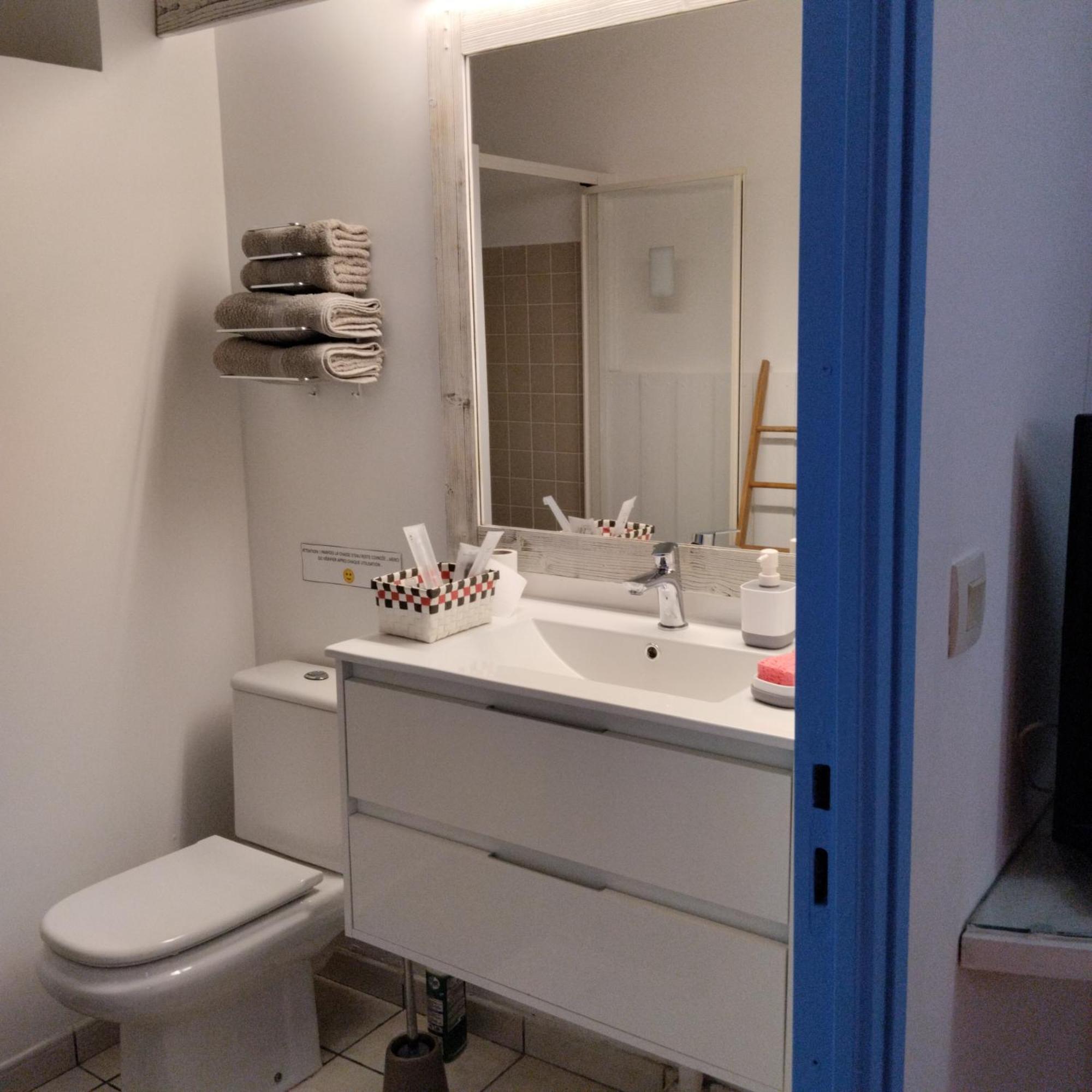 Appartement Colibri De La Baie De Tartane ลา ทรินิเต ภายนอก รูปภาพ